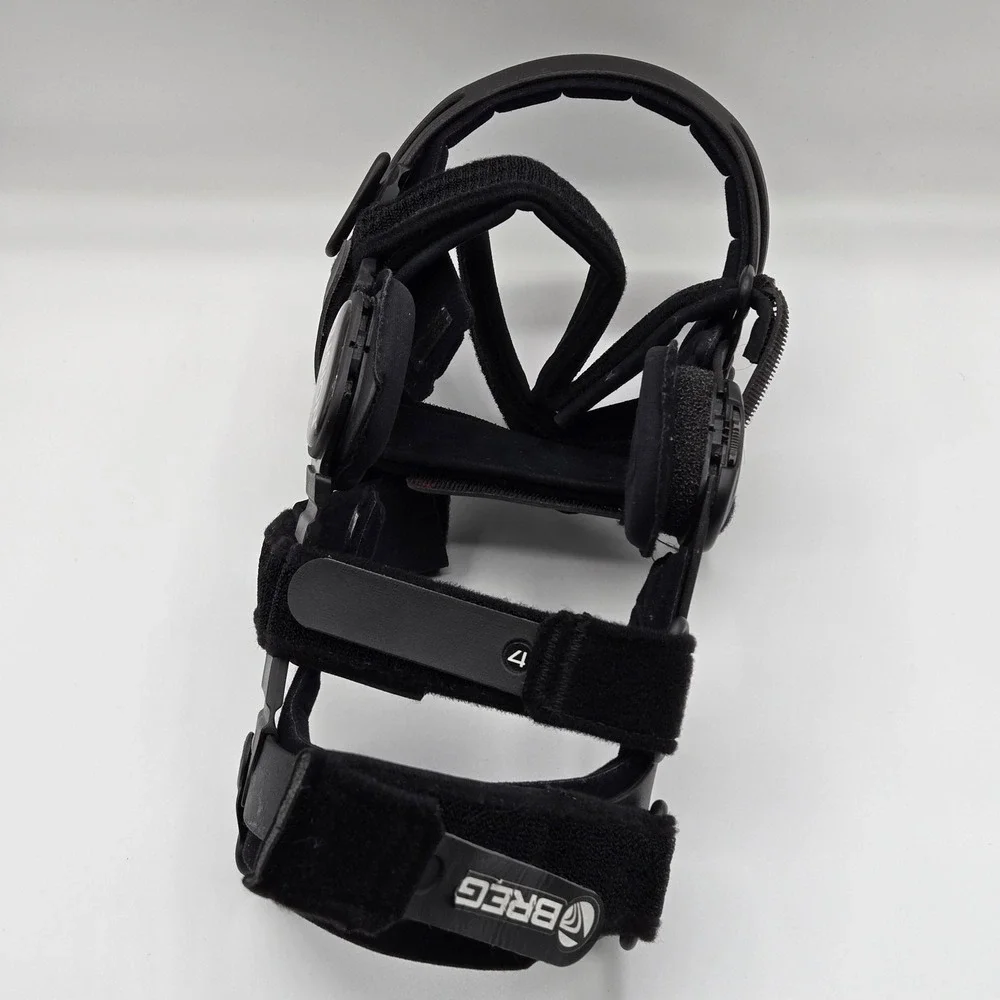 Breg Fusion OA Plus Knee Brace One Size Black Neoprene Hinged Support Adjustable